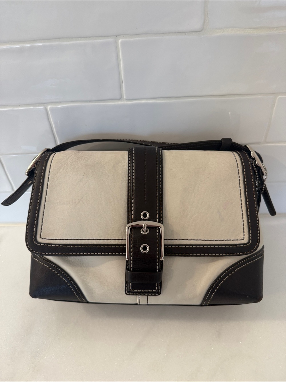Y2K Coach Hampton Flap Two-Tone White and Dark Brown Leather No E0787-F11196 Bag